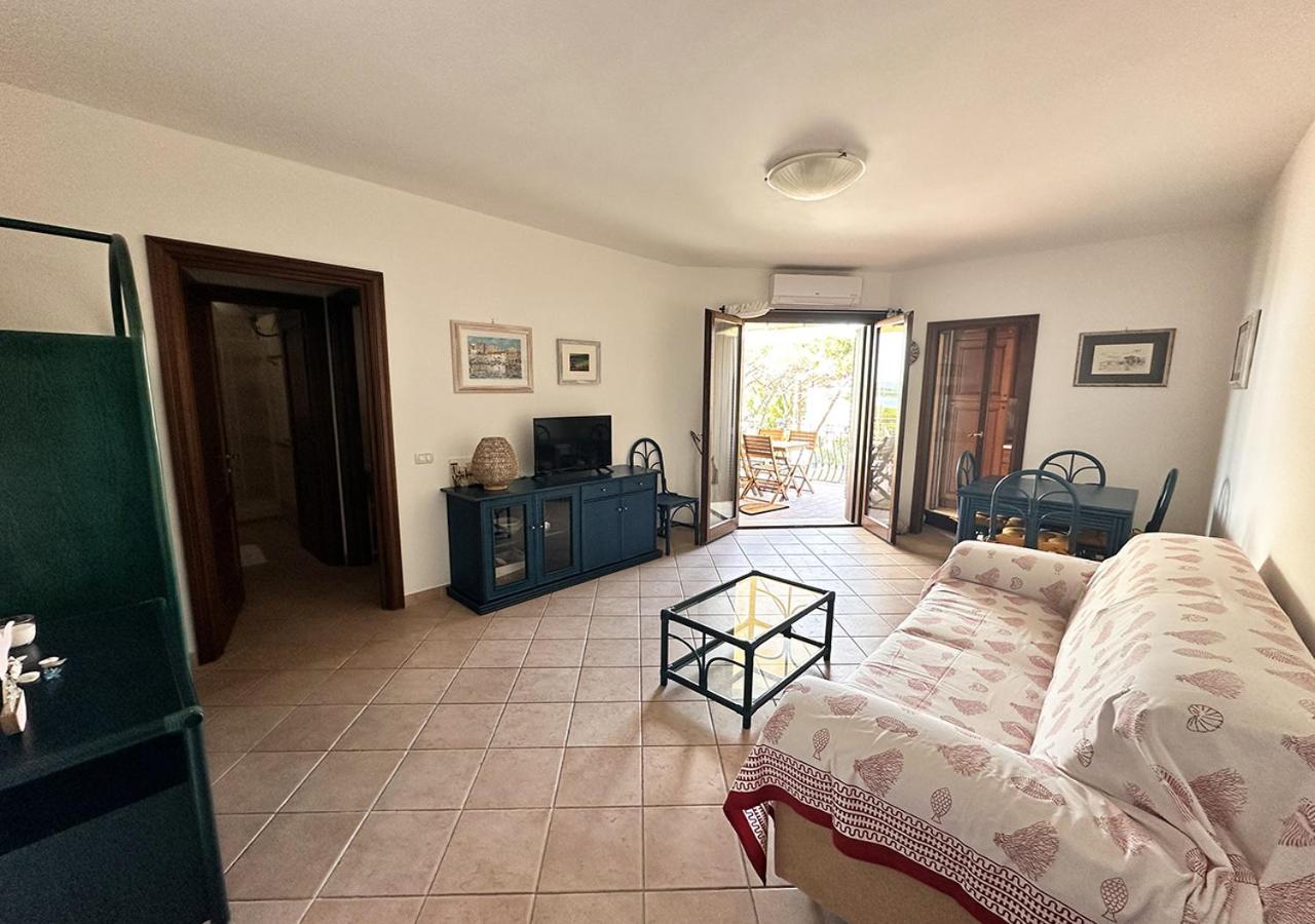 Murphy Holiday Homes - Residenza Aldo Moro 03 Ла-Маддалена Экстерьер фото